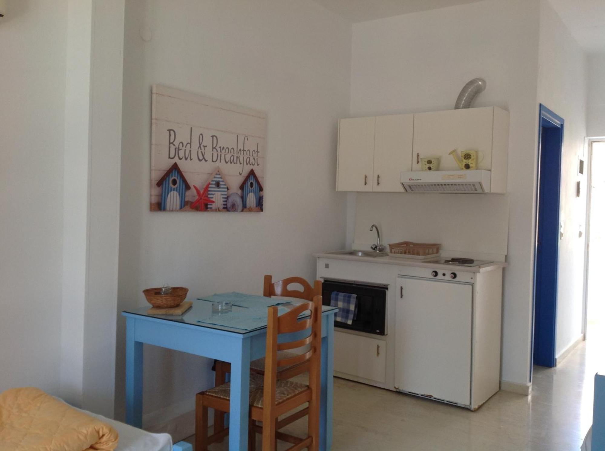 Ikonomakis Apartments Bali  Kamer foto